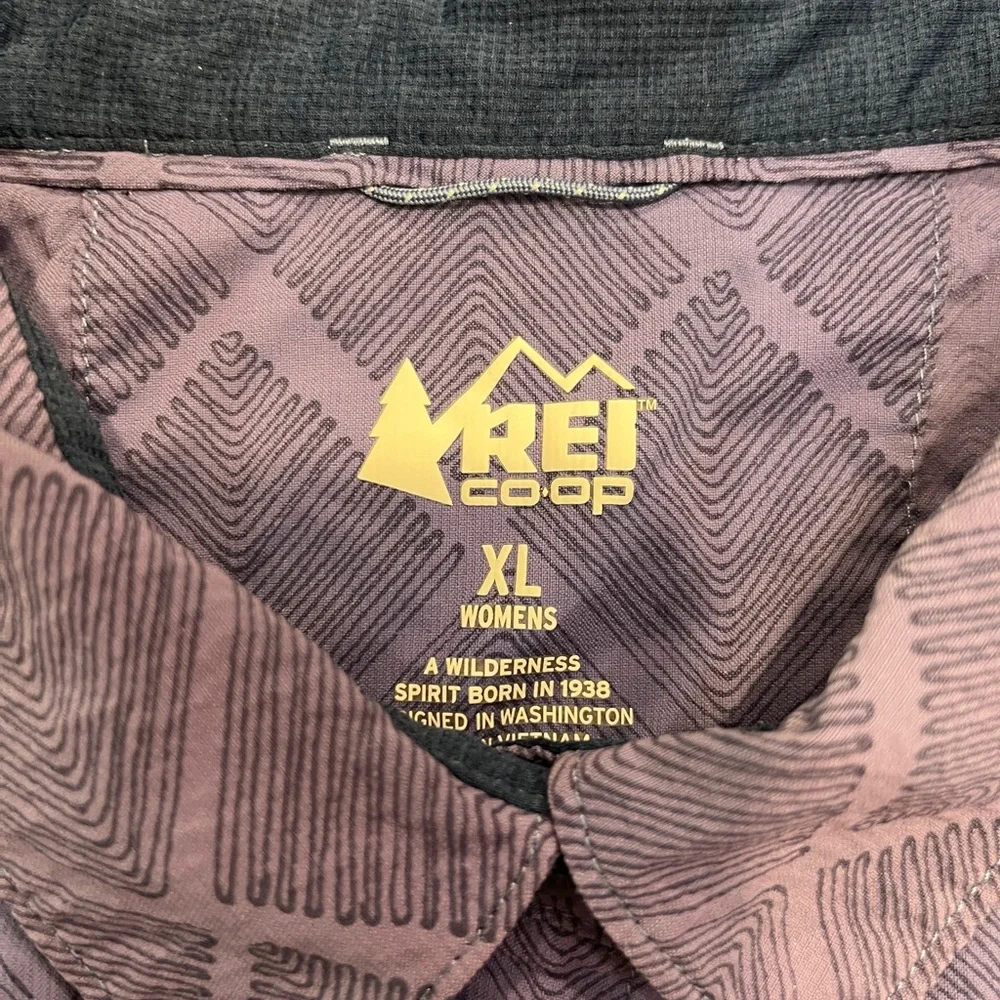 REI CO-OP Sahara Short Sleeve Hiking Shirt Women’s XL Purple Print - Picture 2 of 6